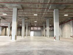 Gul Circle (D22), Warehouse #565259671